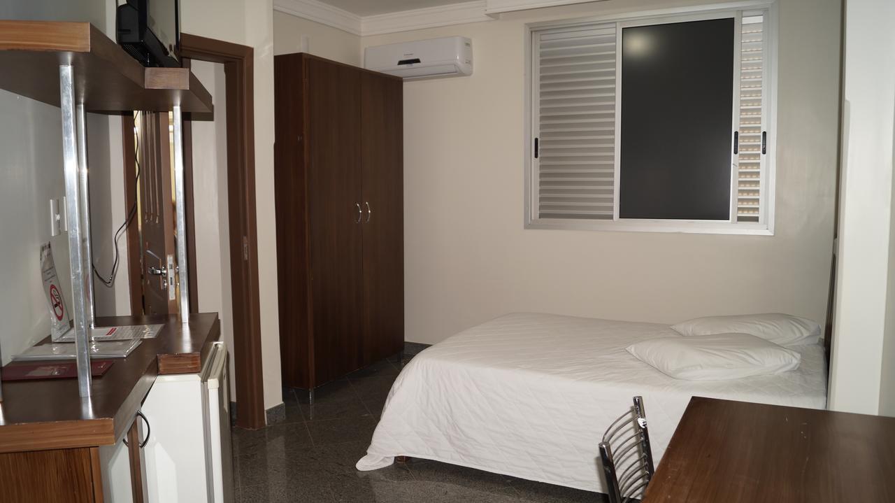 Lindoya Hotel Catalão Zewnętrze zdjęcie