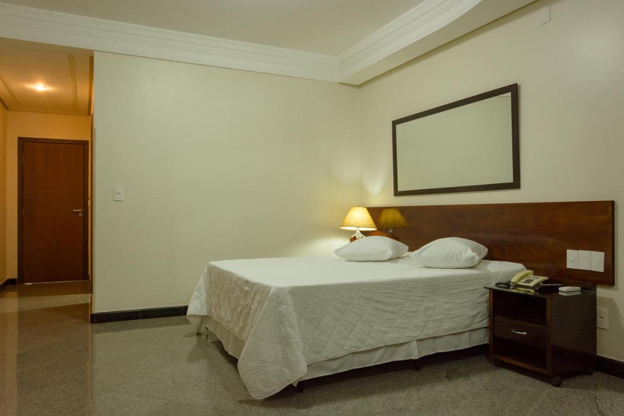 Lindoya Hotel Catalão Zewnętrze zdjęcie