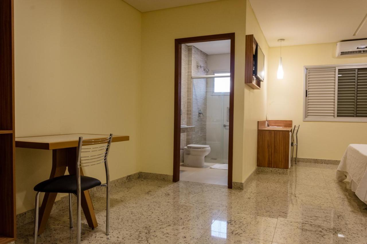 Lindoya Hotel Catalão Zewnętrze zdjęcie