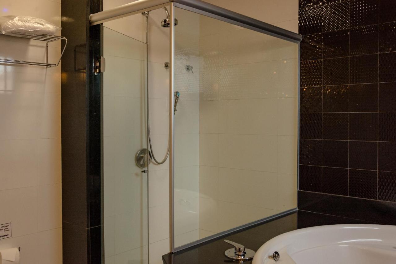 Lindoya Hotel Catalão Zewnętrze zdjęcie