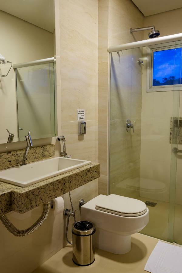 Lindoya Hotel Catalão Zewnętrze zdjęcie